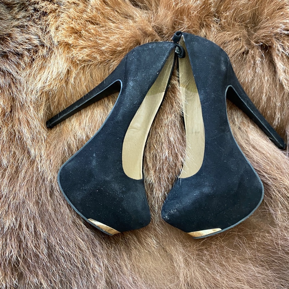 High Heels - image 2